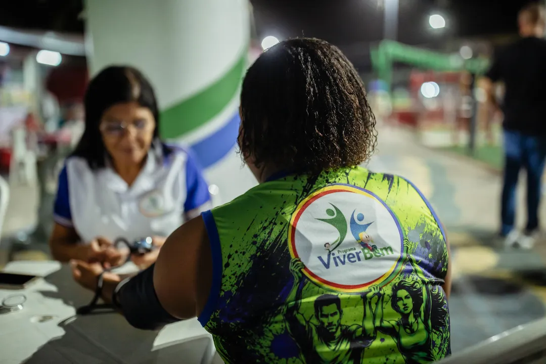 Para ingressar nas atividades do Programa Viver Bem, os interessados devem comparecer à unidade mais próxima apresentando certidão de nascimento, comprovante de residência, cartão do Sistema Único de Saúde (SUS), atestado médico atualizado (com validade de 30 dias) e duas fotos 3x4