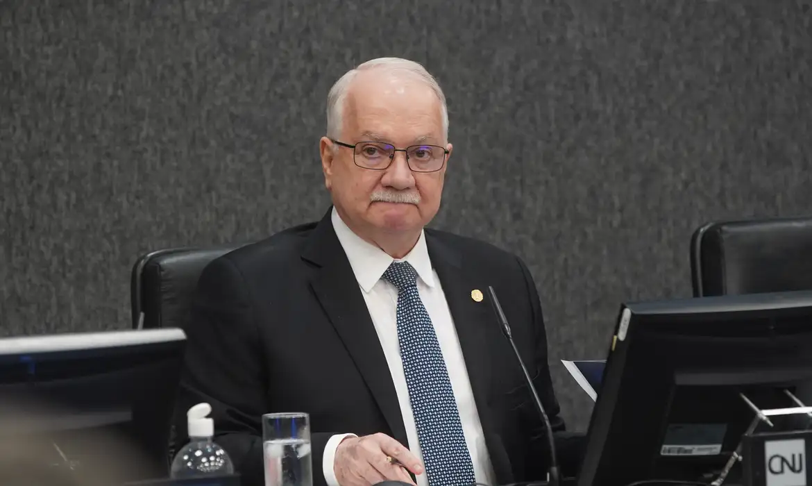 A petição, enviada neste sábado (12), responde a ofícios dos ministros Cristiano Zanin, Alexandre de Moraes e Gilmar Mendes