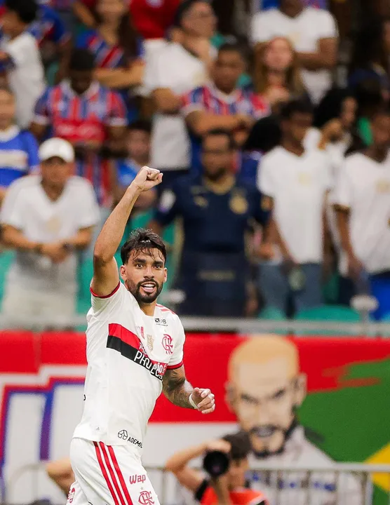 Paquetá marcou um golaço que fechou a conta da vitória Rubro-Negra