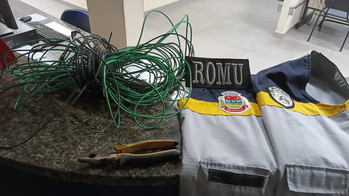Homem foi preso furtando cabos em São Gonçalo