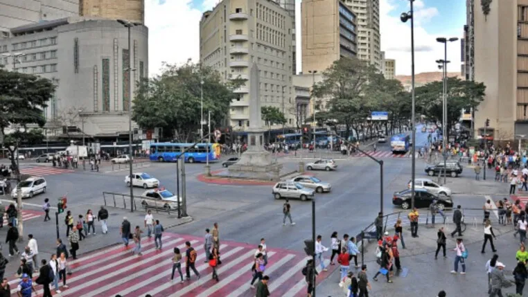Populares conseguiram impedir que o homem deixasse o local com a criança até a chegada dos policiais