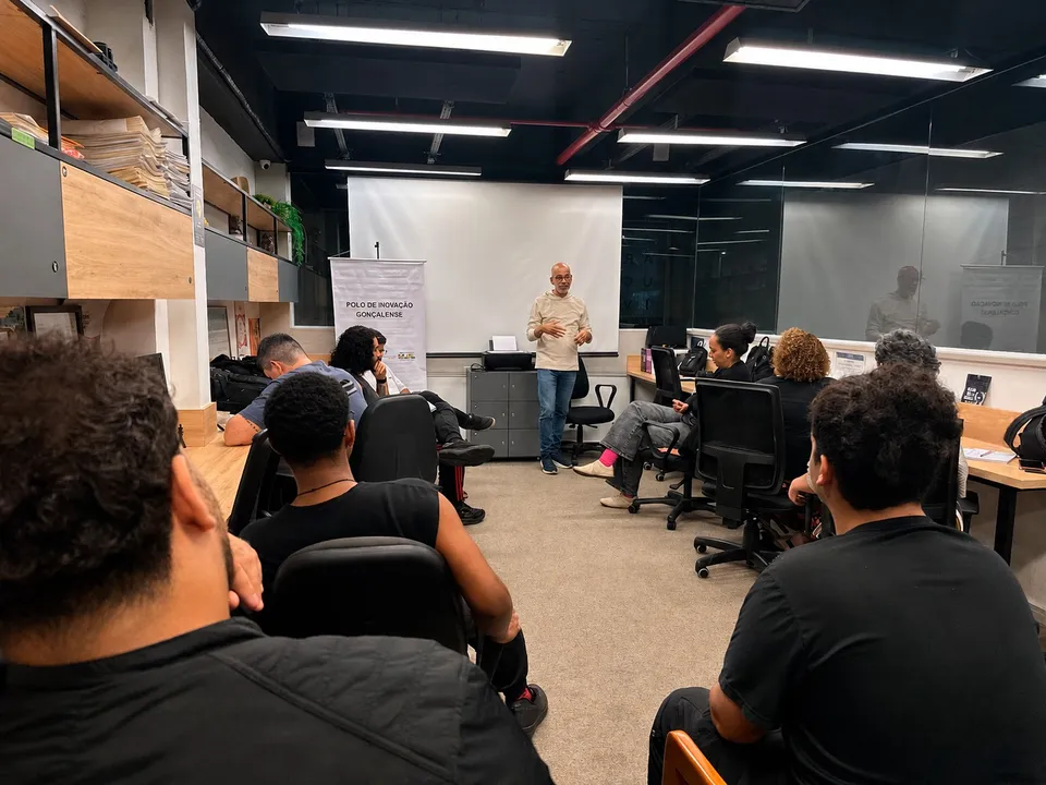 Programação segue até 12 de novembro, com atividades presenciais realizadas às terças, quartas e quintas-feiras, sempre a partir das 18h, no Hub IS