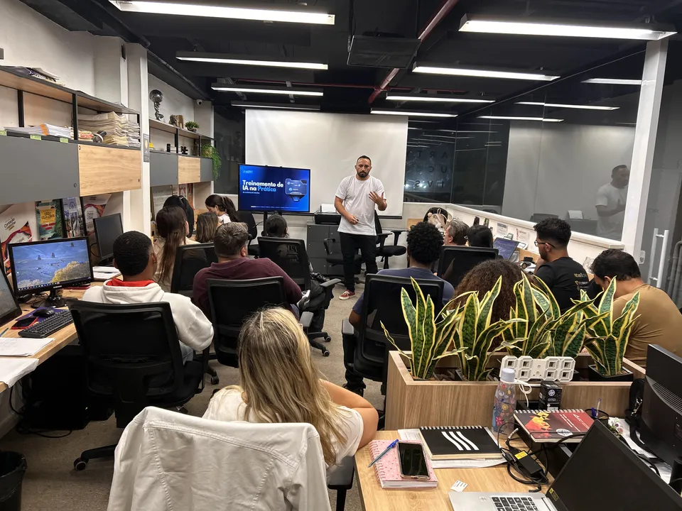 Ao longo da programação, o Polo de Inovação Gonçalense já recebeu especialistas como Alberto Sena, na oficina de Roteiro; Yonara Costa, no curso de Pré-produção e Prestação de Contas de Projetos; e Anderson Costas, que abordou as modalidades de empresas para agentes culturais, entre outros