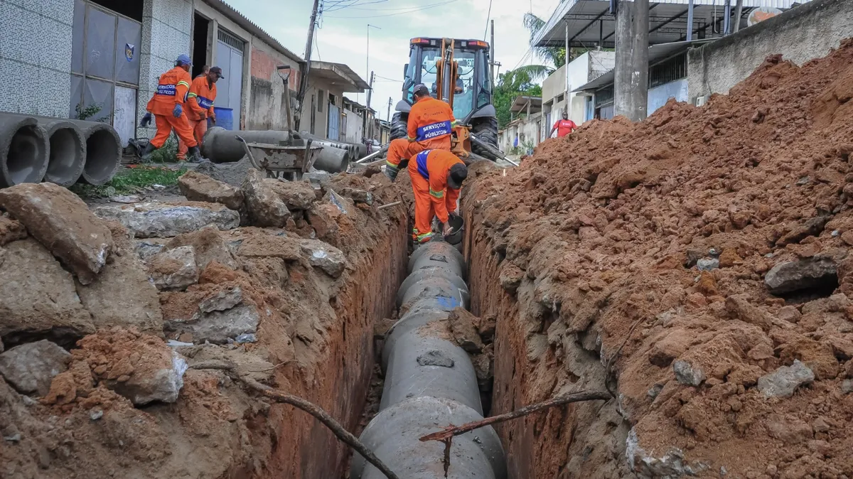 A ação tem como objetivo melhorar a infraestrutura urbana e contribuir para o escoamento adequado das águas