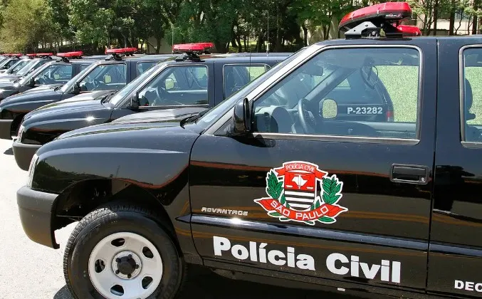 Juiz é encontrado morto dentro de veículo em chamas