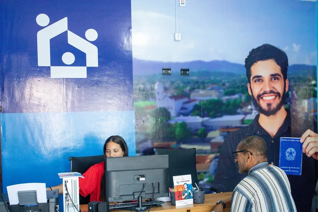 As chances são oferecidas pelo Sistema Nacional de Emprego (Sine) e pela Casa do Trabalhador