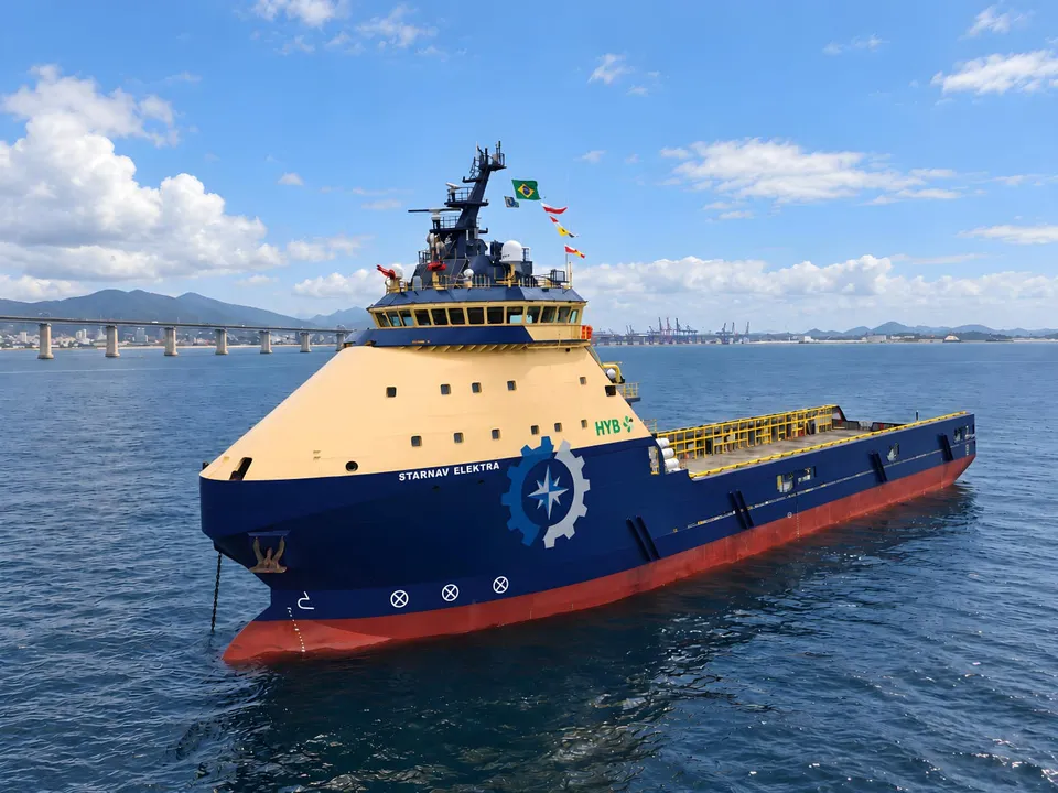 Navio de R$ 450 milhões com tripulação 100% feminina é batizado no Rio