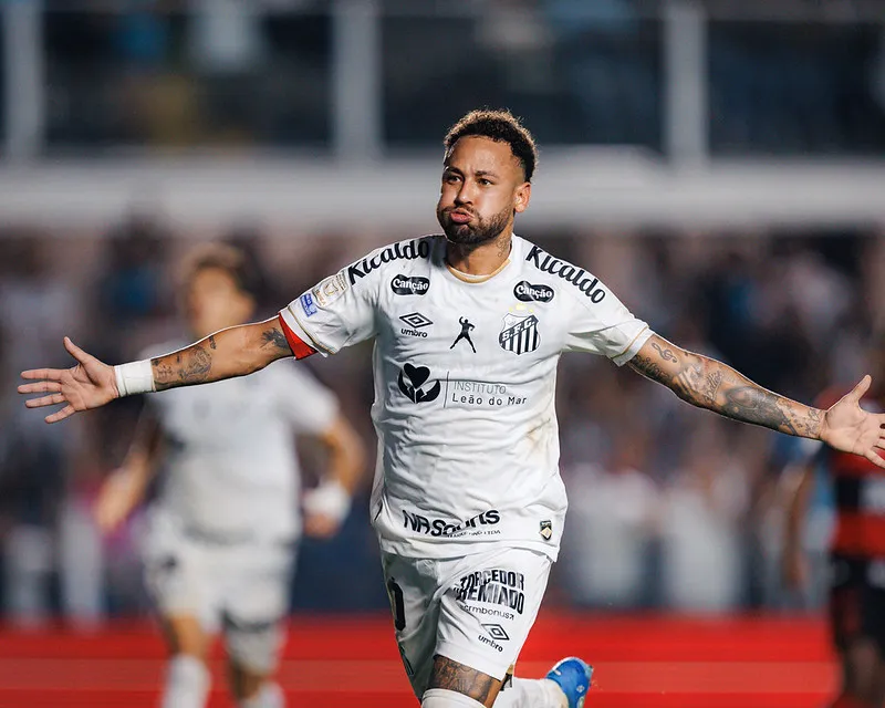 Neymar marcou duas vezes e tirou vitória do Flamengo que parecia garantida
