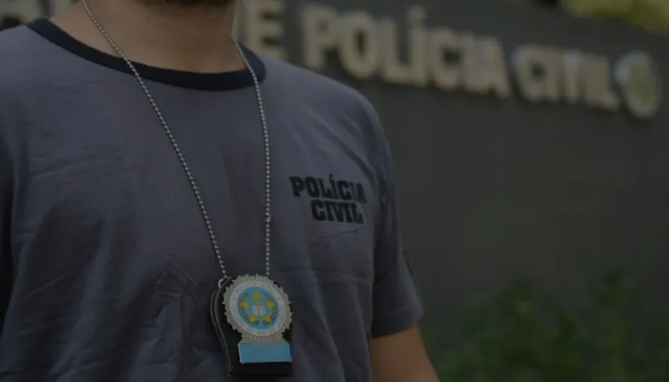 Policiais civis da 57ª DP (Nilópolis) realizaram a prisão