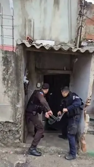 As medidas têm como objetivo localizar e prender acusados do 'Terceiro Comando Puro' envolvidos em homicídios e tentativas de homicídio