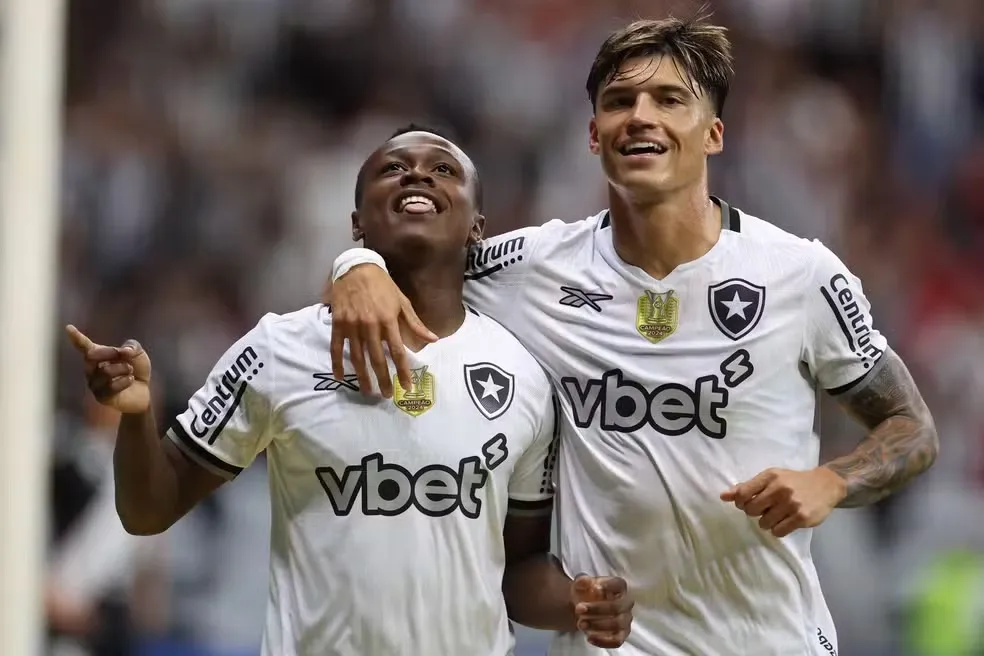 Nathan Fernandes e Tucu Corrêa foram alguns dos atletas que deixaram o clube Alvinegro