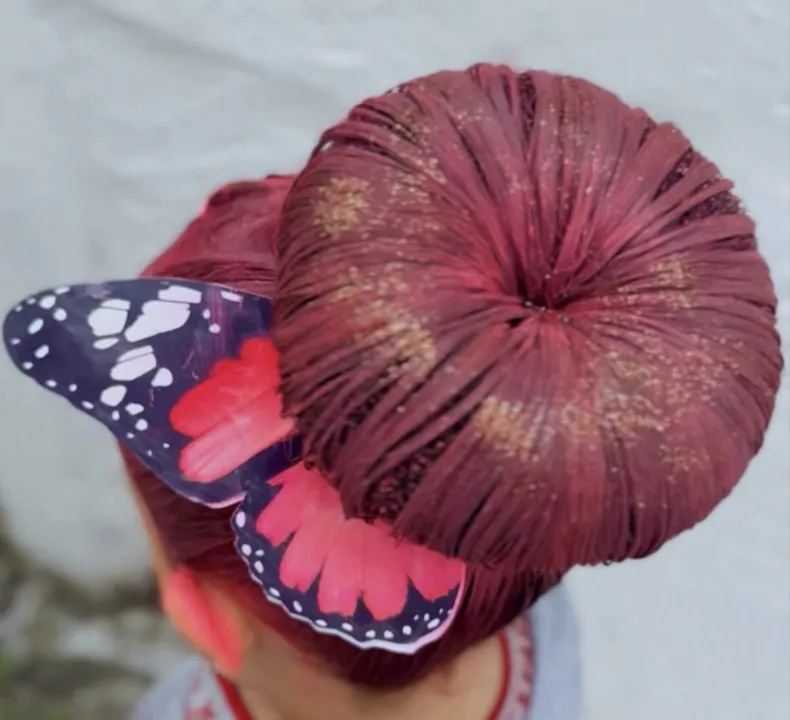 Cabelo maluco é uma variação nacional do ‘Crazy Hair Day’, muito comum em escolas e creches dos Estados Unidos