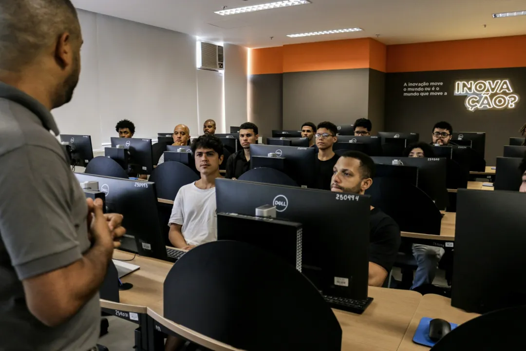 As vagas contemplam 11 cursos técnicos nas áreas de Segurança do Trabalho, Logística, Podologia, Estética, Massoterapia, Óptica, Prótese Dentária, Guia de Turismo e Administração