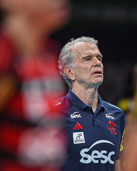 Contra o Tijuca, que disputa o estadual com o elenco sub-21, o técnico Bernardinho aproveitou para dar rodagem às suas jogadoras