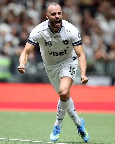 Hakim Ziyech, atacante marroquino deve reforçar o elenco e pode ser o substituto de Cabral