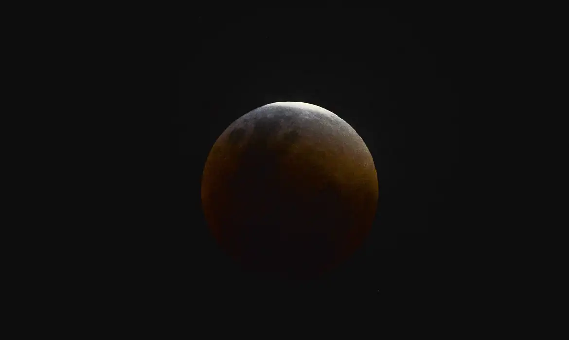 Previsão indica que os gonçalenses poderão ver o eclipse