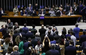 Alcolumbre marca votação da PEC pelo fim da escala 6x1 para quarta-feira