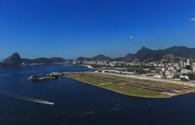 Avião derrapa no Santos Dumont e voos são cancelados