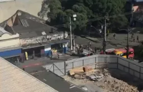 Capotamento no Centro de Niterói deixa mulher ferida; vídeo
