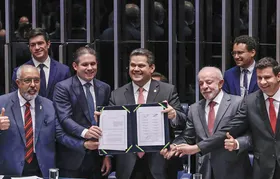 Congresso promulga emenda do fim da 6x1; escala 5x2 começa em 60 dias