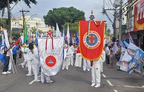 Desfile de 136 anos de São Gonçalo começa no Centro da cidade