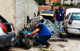 Detran RJ interdita ferros-velhos em Jacarepaguá