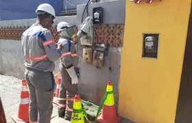 Duque de Caxias e São Gonçalo lideram ranking de furto de energia na área de concessão da Enel Rio