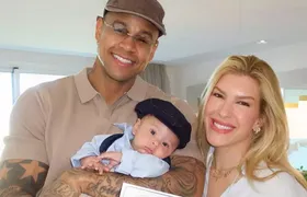 Filho de Léo Santana conquista web com festa de 'Central de Reclamações' no mesversário
