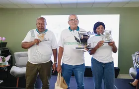 Lavrador de 71 anos é premiado por poema sobre agricultura em Saquarema