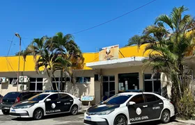 Motociclista e porco morrem em acidente na BR-101, em São Gonçalo