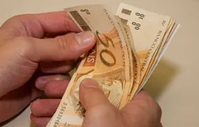Orçamento de 2027 prevê salário mínimo de R$ 1.741
