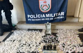 PM apreende mais de 1,4 mil embalagens com drogas em Niterói