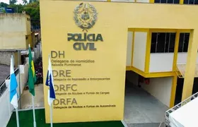 Polícias Civil e Militar prendem oito integrantes de grupo criminoso responsável por série de roubos de veículos