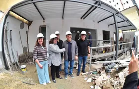 Prefeito Rodrigo Neves visita obras da UBS Icaraí, que será entregue no aniversário de Niterói