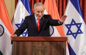 Premiê de Israel chama Brasil de “pequeno país” e cogita ir à posse de Flávio Bolsonaro