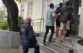 Trio é preso em operação de combate ao tráfico de drogas em Niterói, Vídeo!