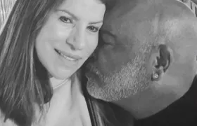 Viúva de Rick se despede do cantor após 42 anos juntos: 'O amor da minha vida'