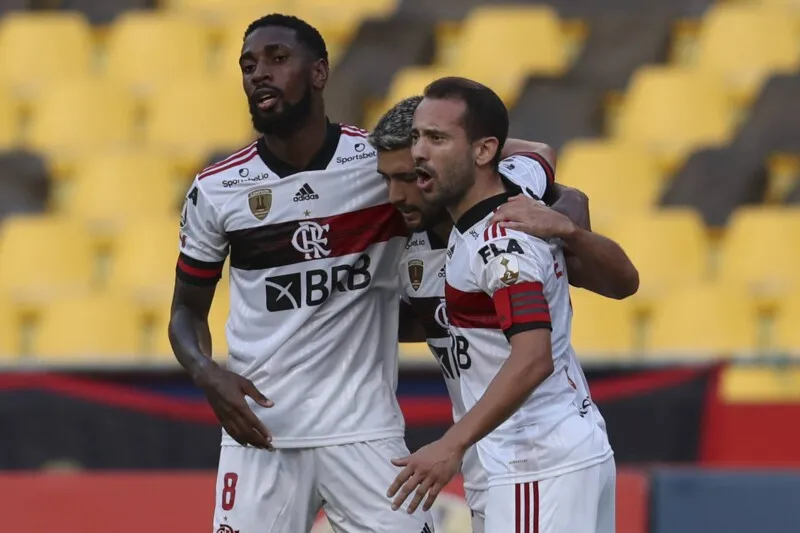 A partida quase foi adiada devido a uma informação falsa de que o Estádio Monumental seria interditado. #OSG