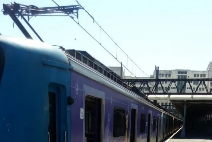 Os corpos já foram retirados do local
