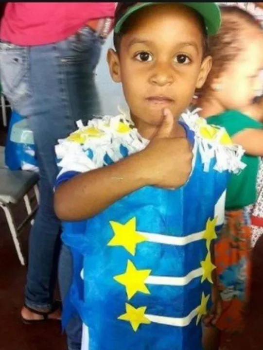Pedro Henrique Rodrigues dos Santos de quatro anos morreu após inalar gá de cozinha por causa do pai