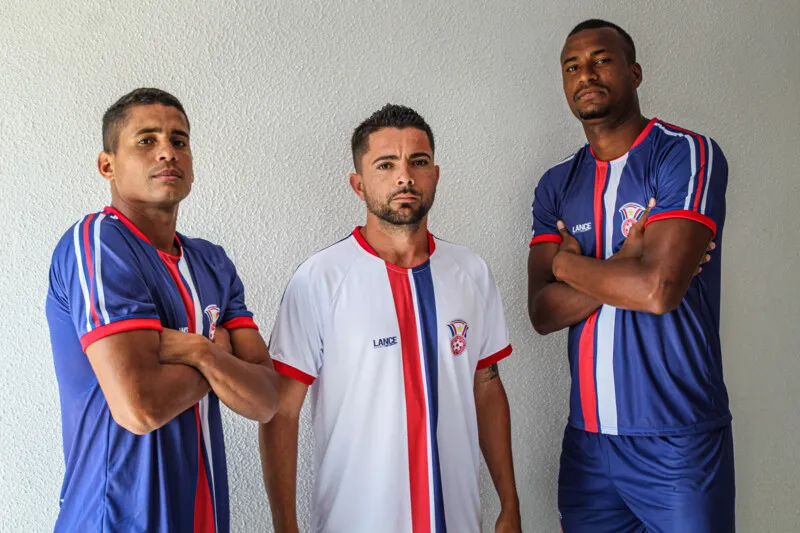  Da esquerda para direita estão Sorriso, Sabão e Luam. São os novos reforços do Pica Pau do Jardim Catarina para a atual temporada