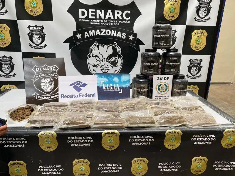 A droga estaria sendo levada para as comunidades do Parque União e Nova Holanda