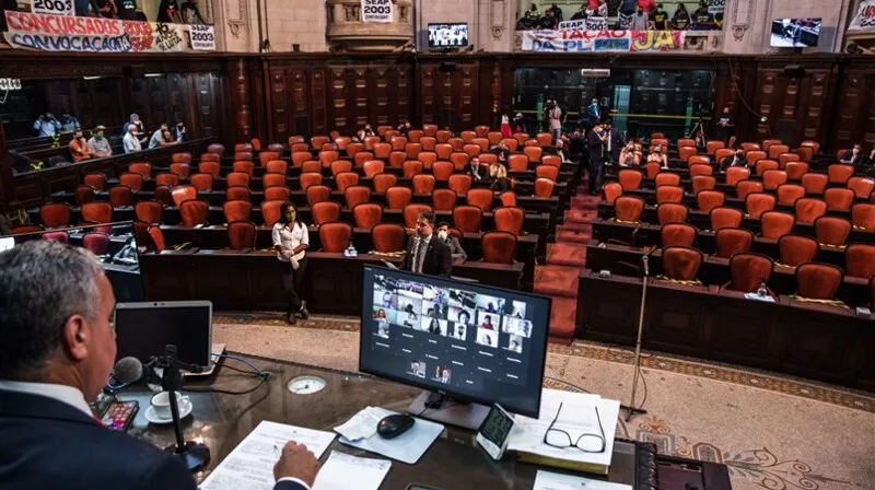 Imagem ilustrativa da imagem Agentes públicos serão isentos de indenização por danos causados em veículos de atendimento a emergências