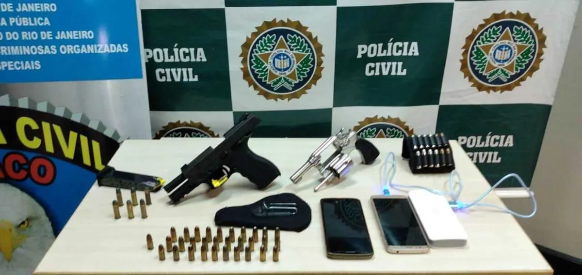 Imagem ilustrativa da imagem Acusado de envolvimento com milícia, ex-policial é preso pela Draco em Santa Cruz
