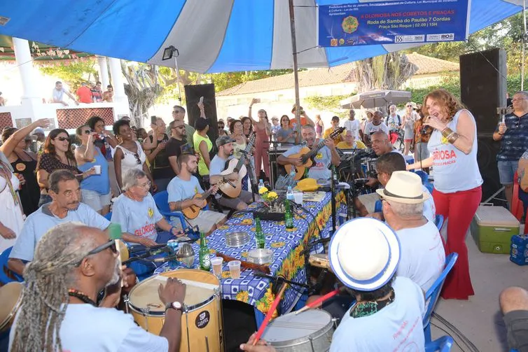 Rio autoriza retorno de rodas de samba 