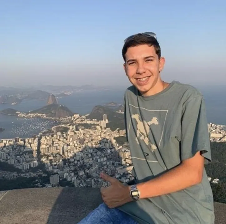 Caio Silva tinha 15 anos e morava no Rocha