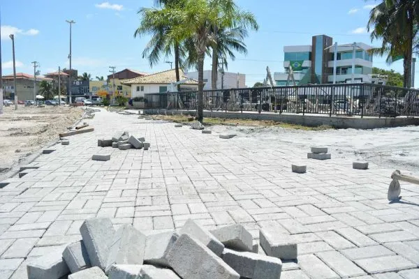 A construção da Orla compreende os trechos entre os bairros Centro e Estação