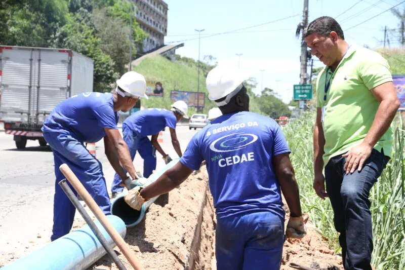 Imagem ilustrativa da imagem Obras da CEDAE em SG vão levar água potável para milhares de famílias em diversos bairros