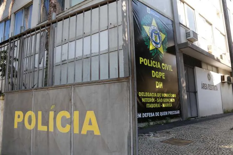 Imagem ilustrativa da imagem Polícia prende 'braço direito' de 'Grisalho', em São Gonçalo