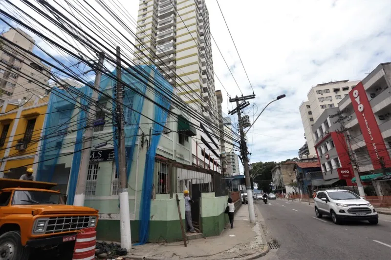 Dois imóveis terão demolição total e quatro, parcial, para o alargamento da via no Ingá